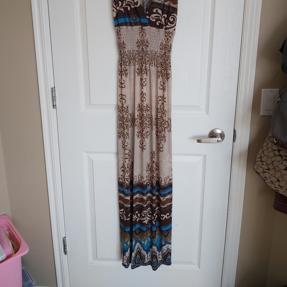 2/$15 Maxi dress - Picture 2 of 3